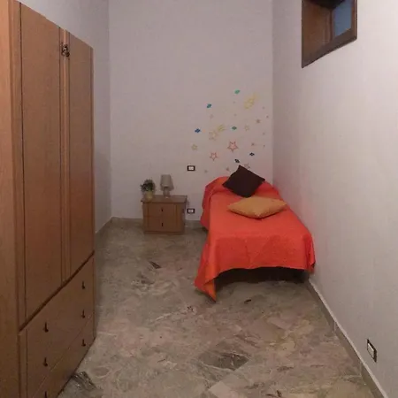 דירה La Terrazza Di Don Toto קאריני